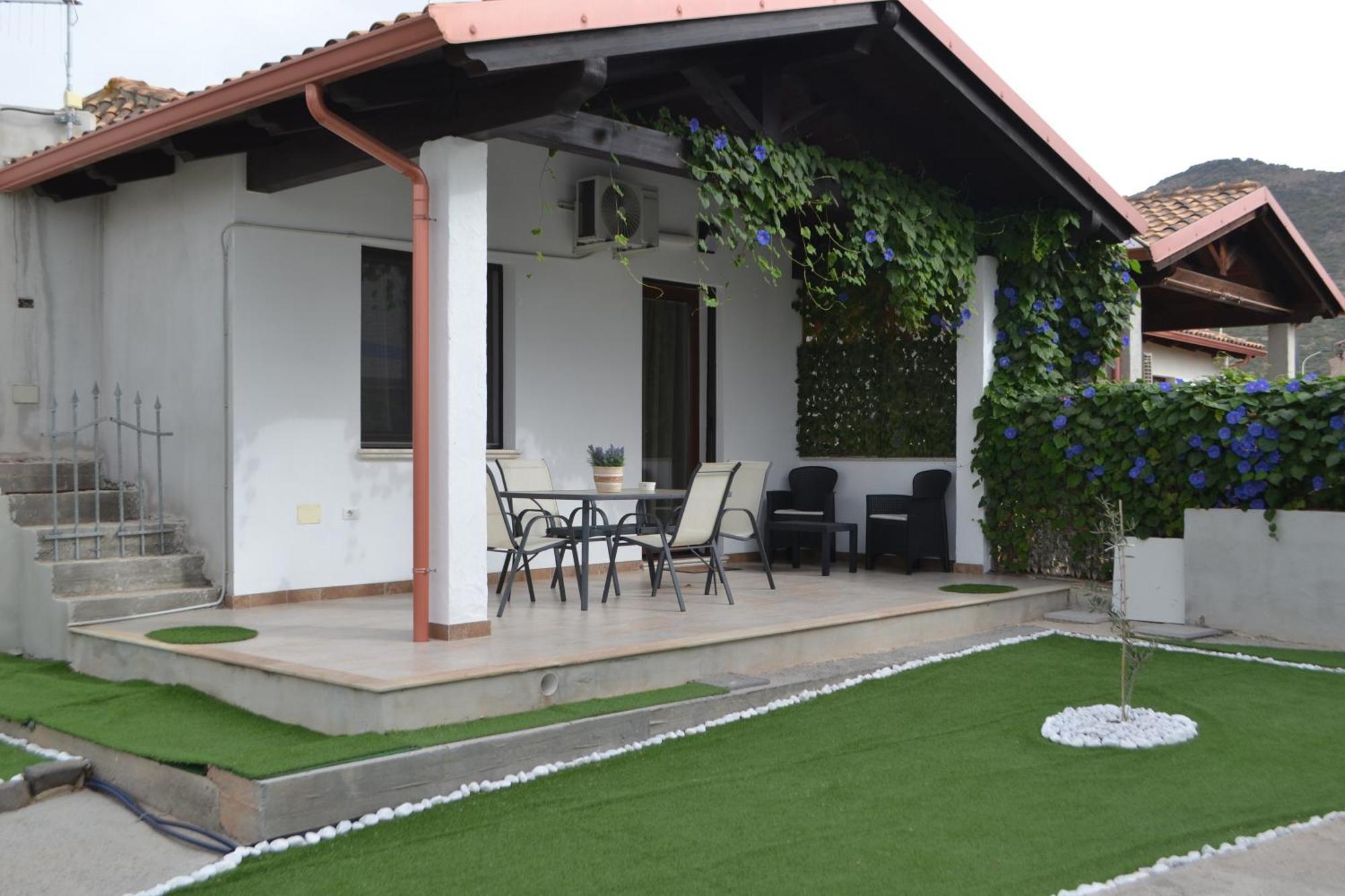 Casa Giovanna San Giovanni Suèrgiu Exterior foto